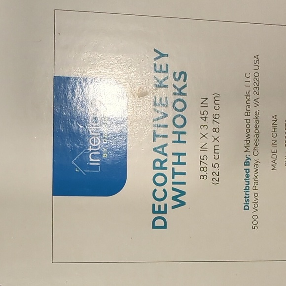 Key shaped hook - Picture 2 of 4